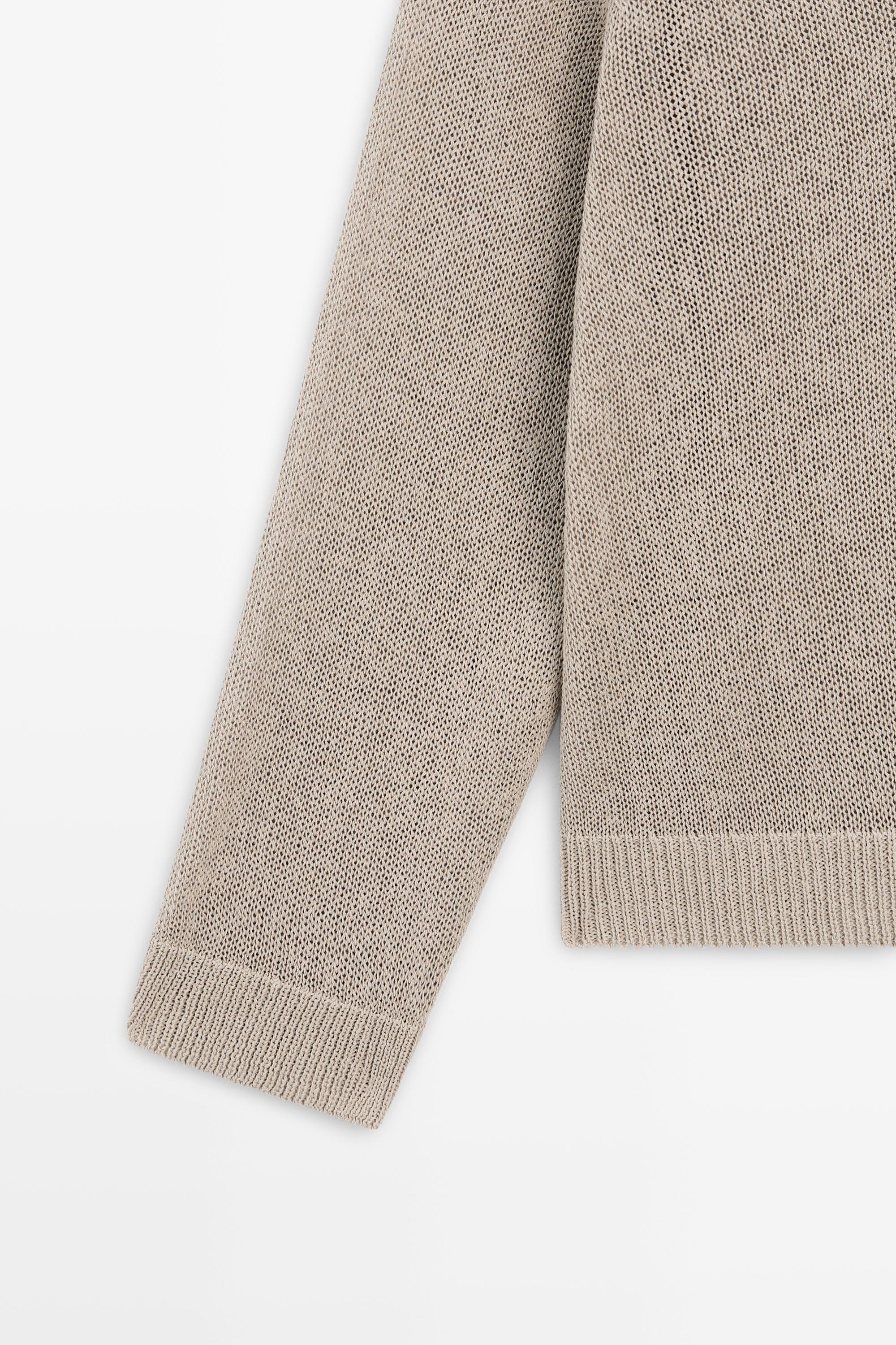 Cotton blend V-neck knit sweater